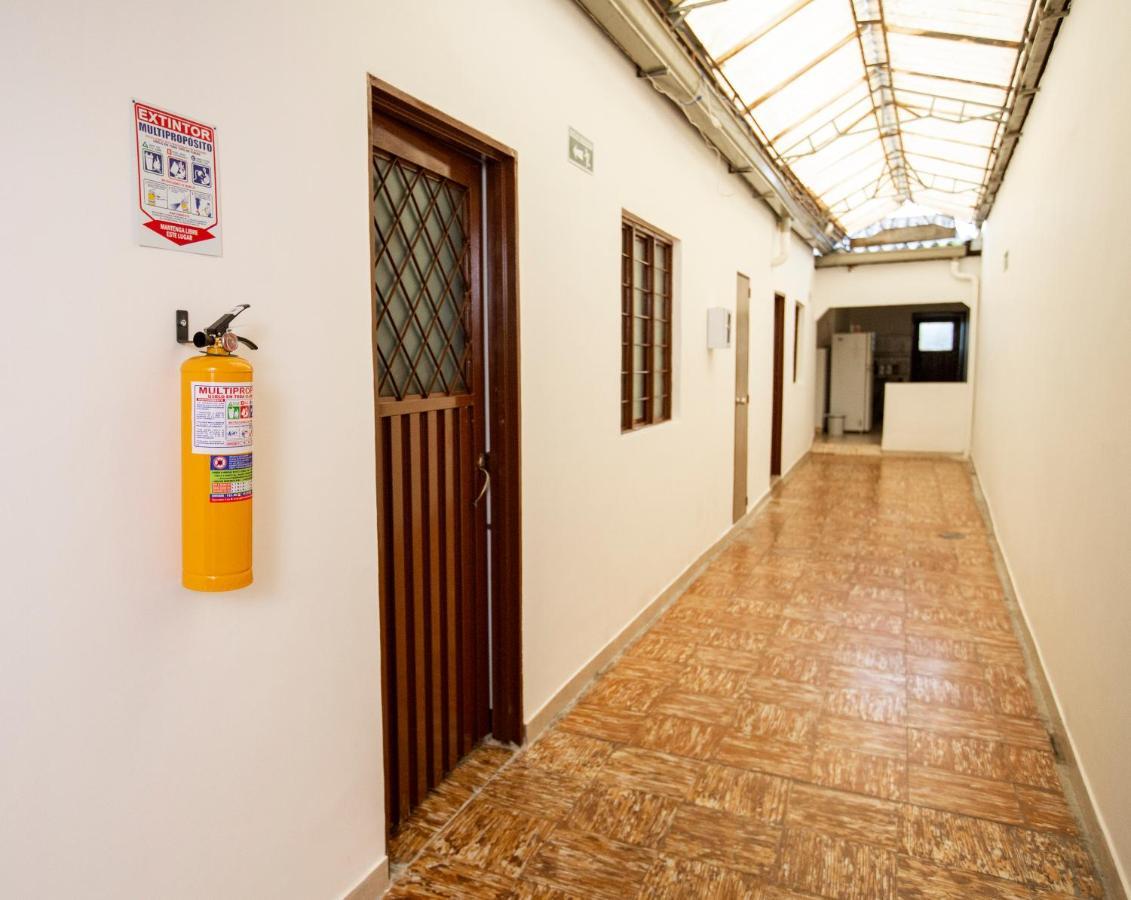 Komodo Alojamiento- Hostal Autoservicio - Ubicado Muy Cerca Al Centro Historico -Habitaciones Con Bano Privado, Wifi , Cama 2X2 Popayan Exterior foto