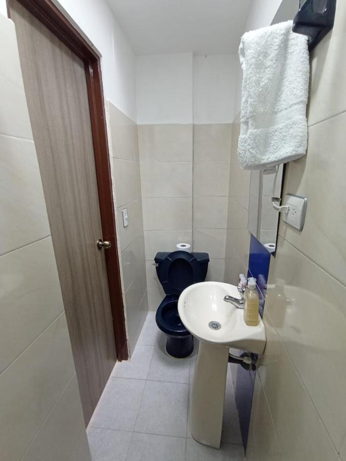 Komodo Alojamiento- Hostal Autoservicio, Ubicado Cerca Al Centro Historico - Bano Privado, Wifi , Cama 2X2 Y Agua Caliente Y Cocina Compartida Popayan Exterior foto